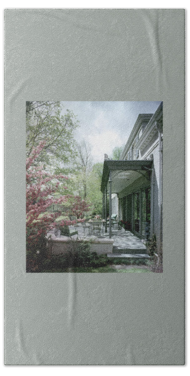 Hollis Baker's Patio Bath Towel