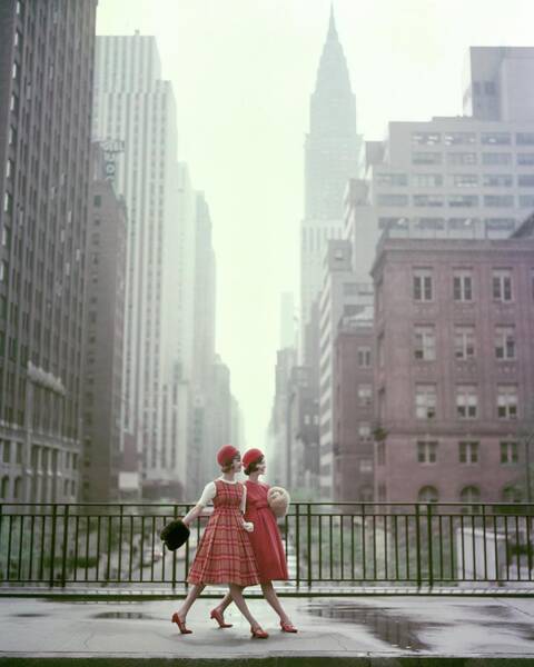 Models In New York City Art Print
