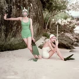 Models in Rose Marie Reid Swimwear by Richard Rutledge
