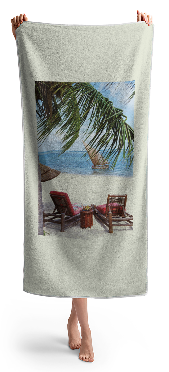 View Of A Secluded Beach In Mozambique Beach Towel